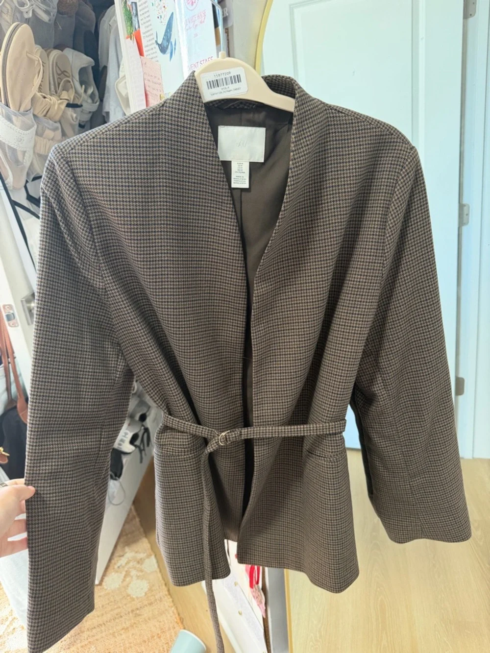 H&M Brown Belted Blazer Jacket - Picture 5 of 6